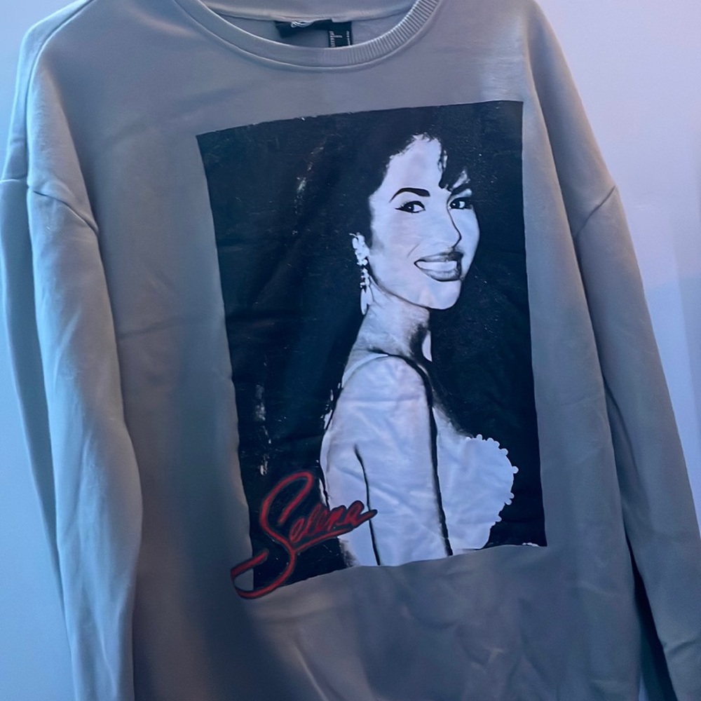 selena sweatshirt